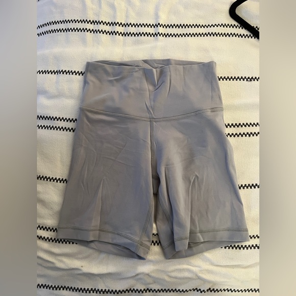 TNA Action TNA Butter Atmosphere Hi Rise 7” Short - Picture 3 of 5